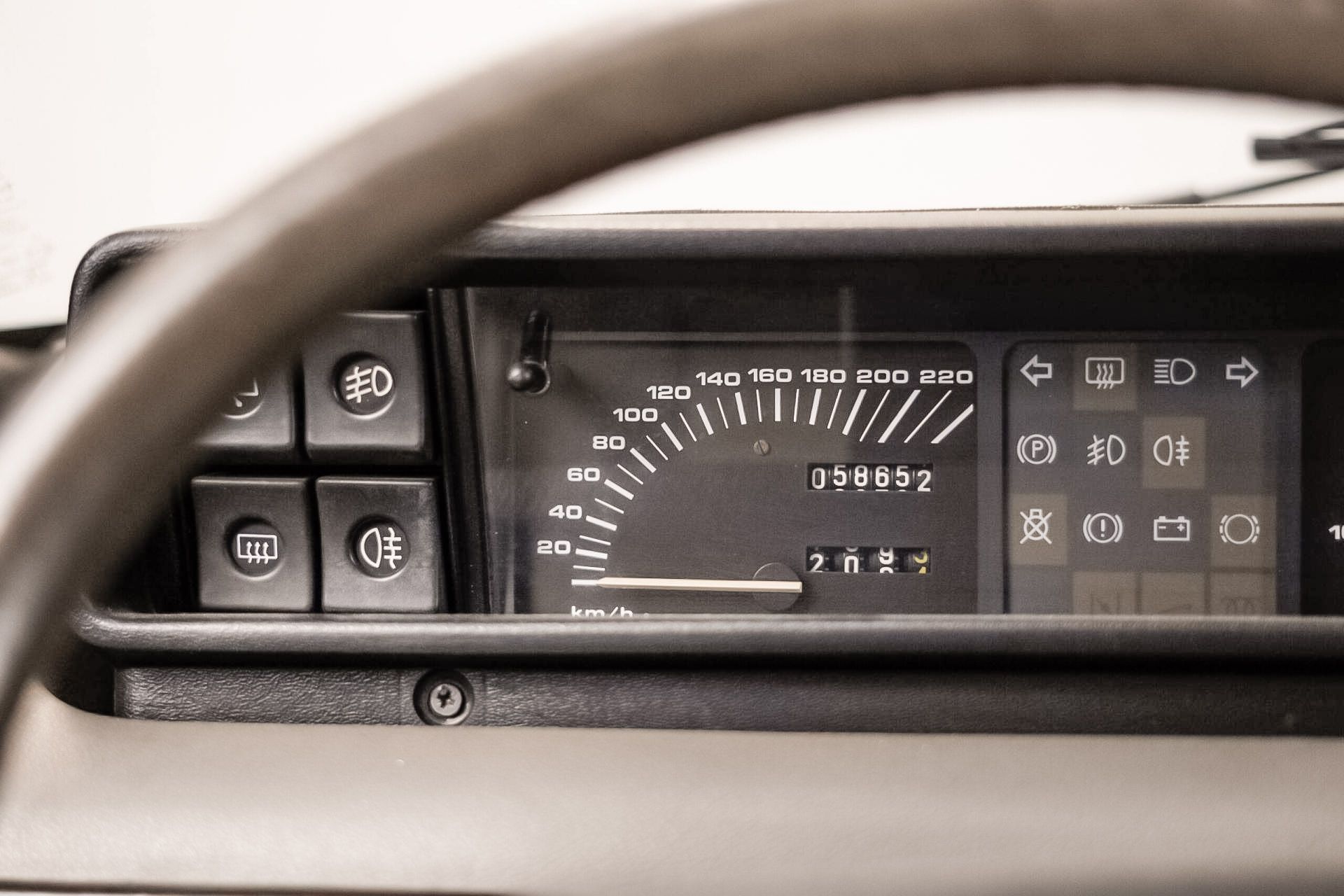 ROVER SD1 3500 V8 Vanden Plas 9