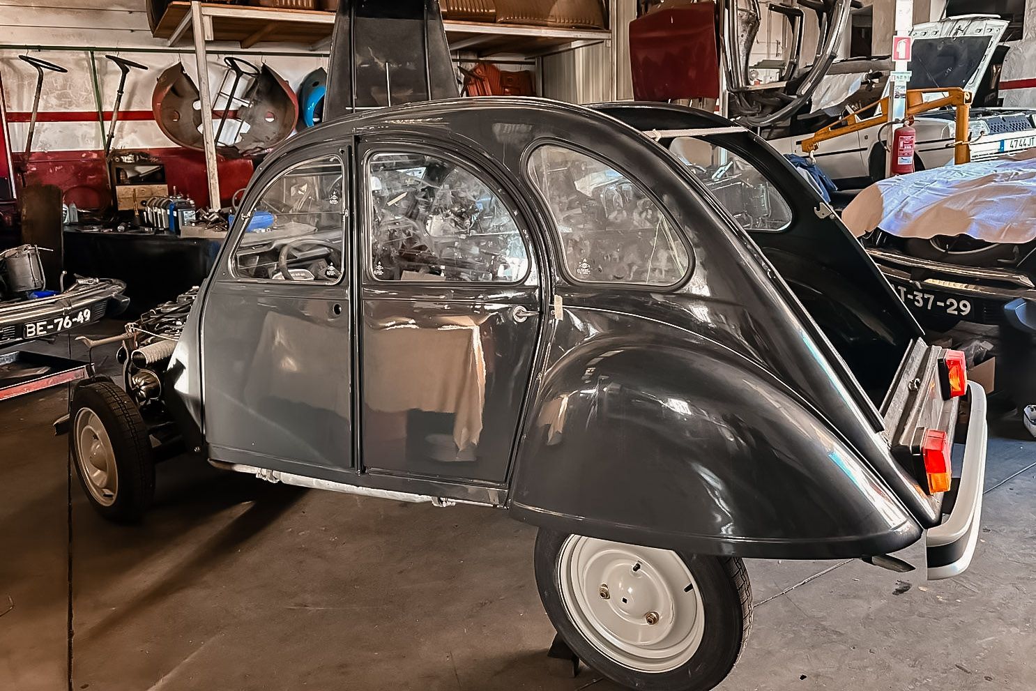 Citroën 2CV6 11