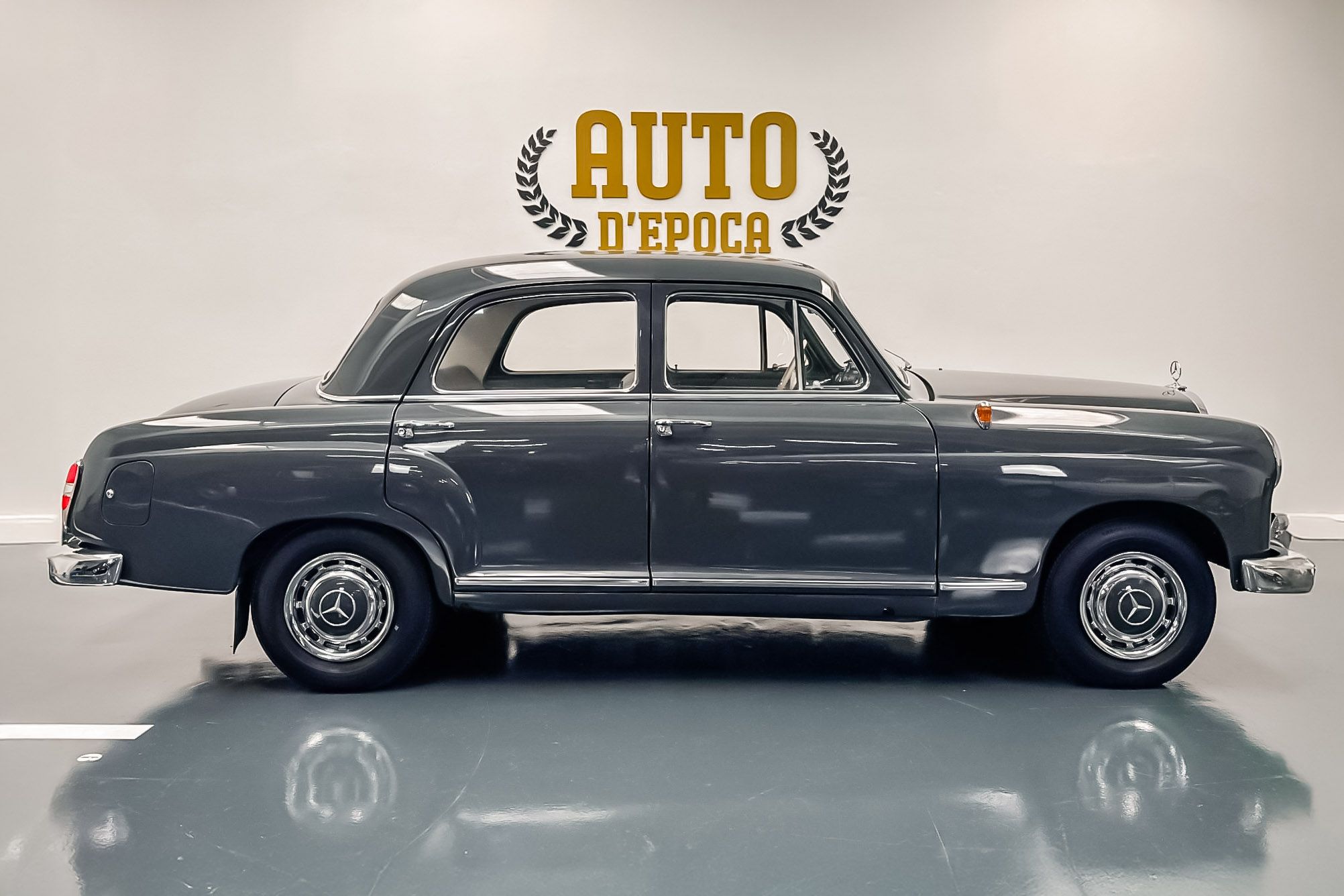 Mercedes 180B Ponton 2