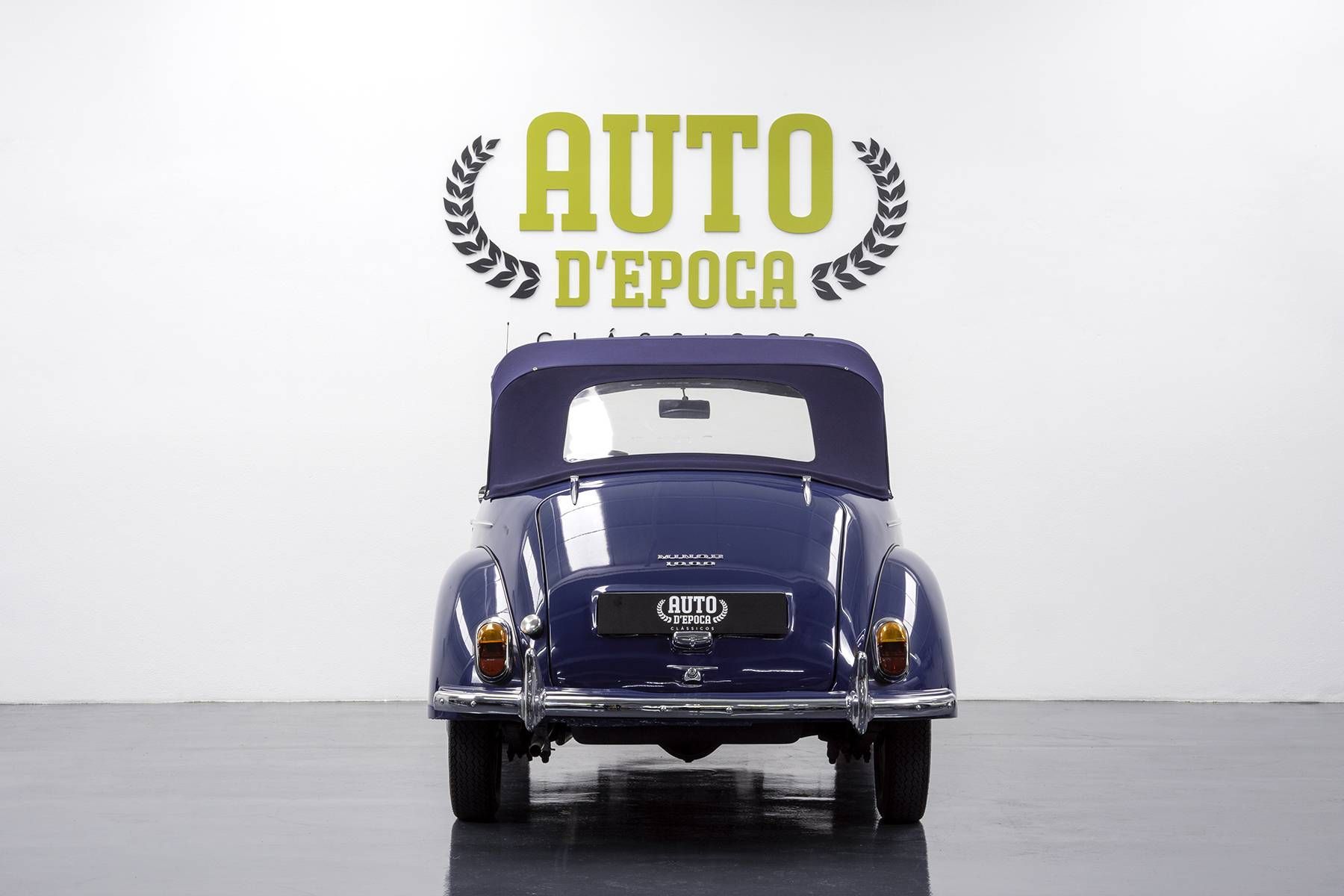 Morris Minor 1000 Convertible 4