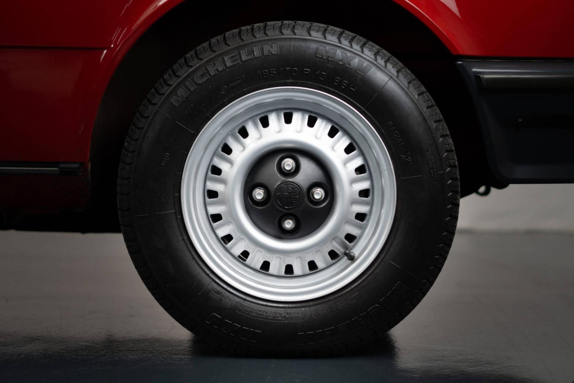 Alfa Romeo Giulietta 1.6 5