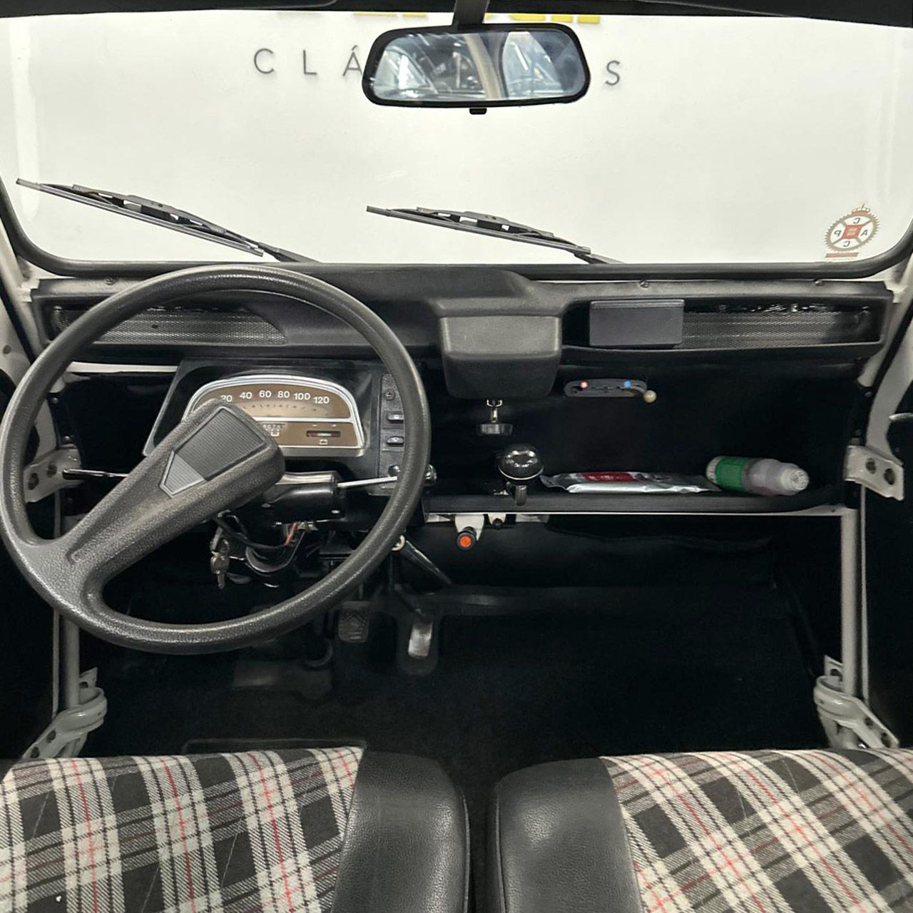 Citroën 2CV6 7