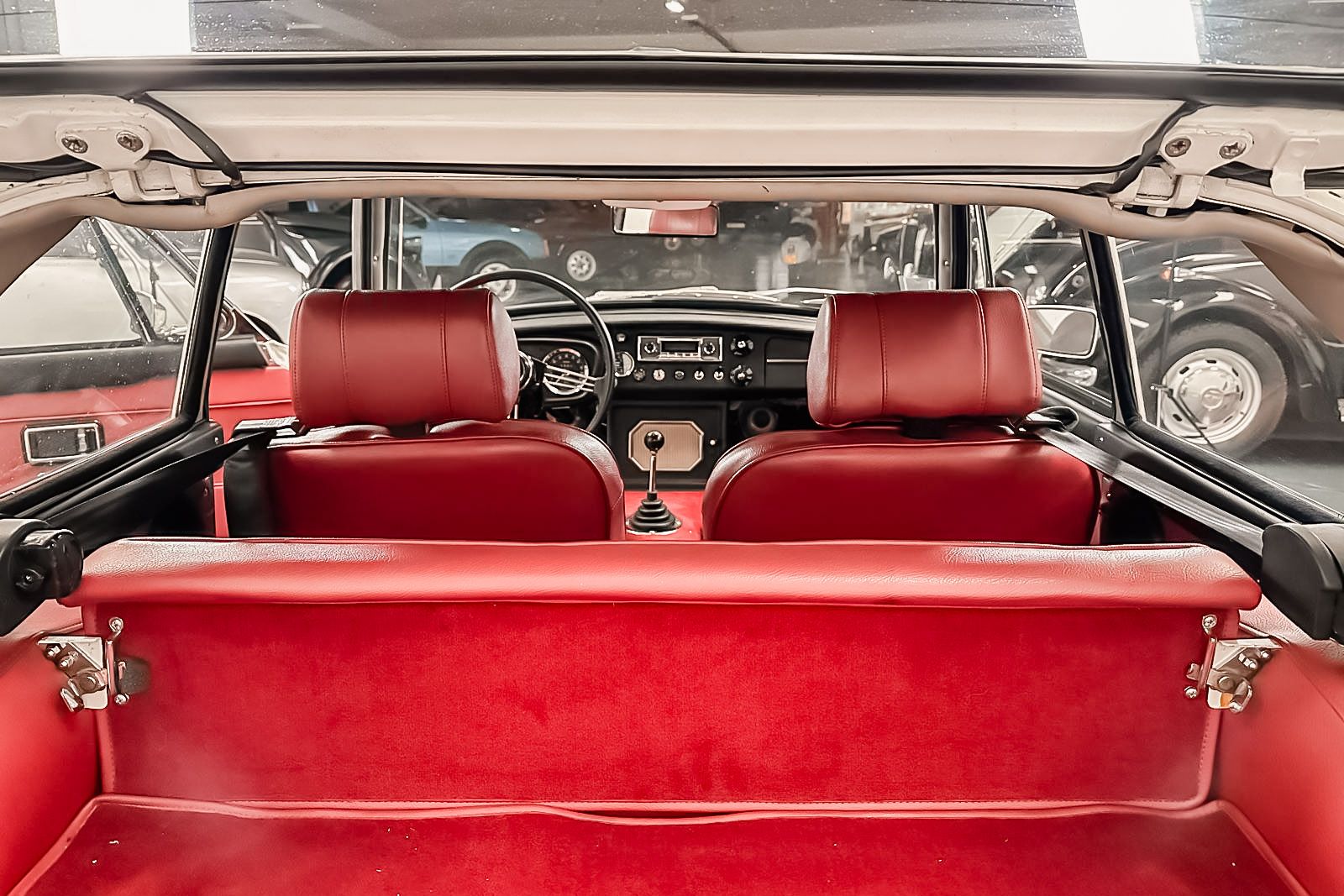 MG MGB GT  6