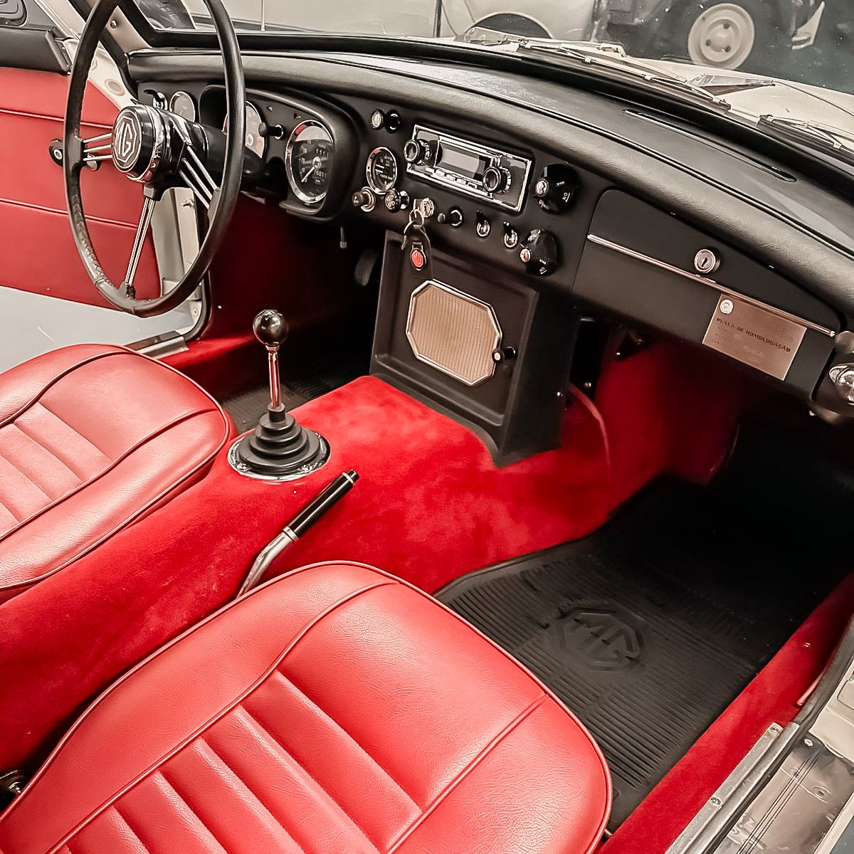 MG MGB GT  7