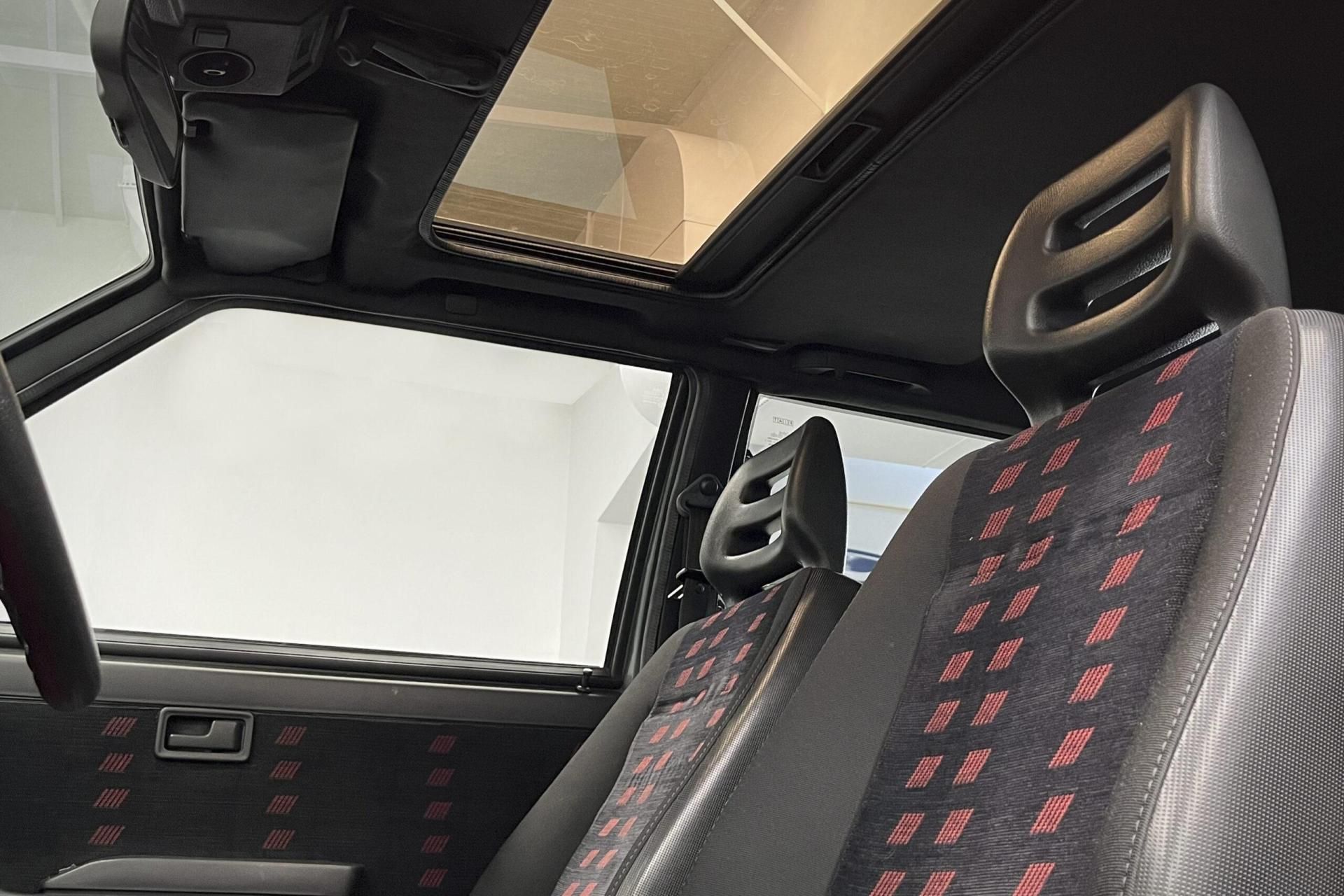 Fiat Uno Turbo i.e. MkI 12