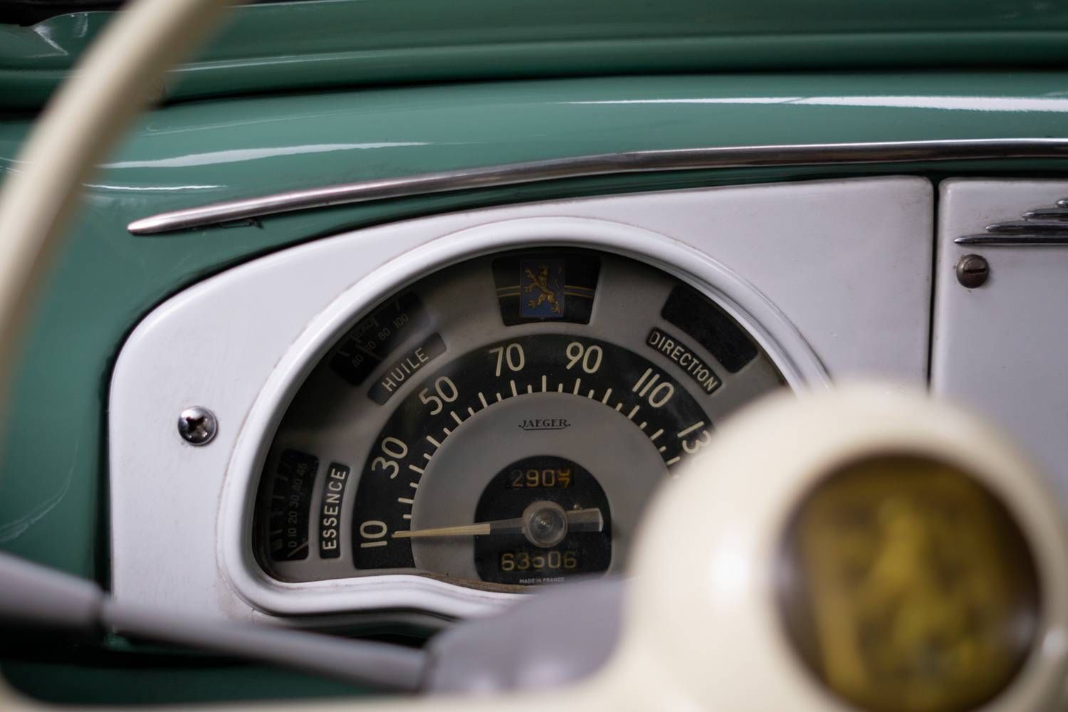 PEUGEOT 203 Berline 8