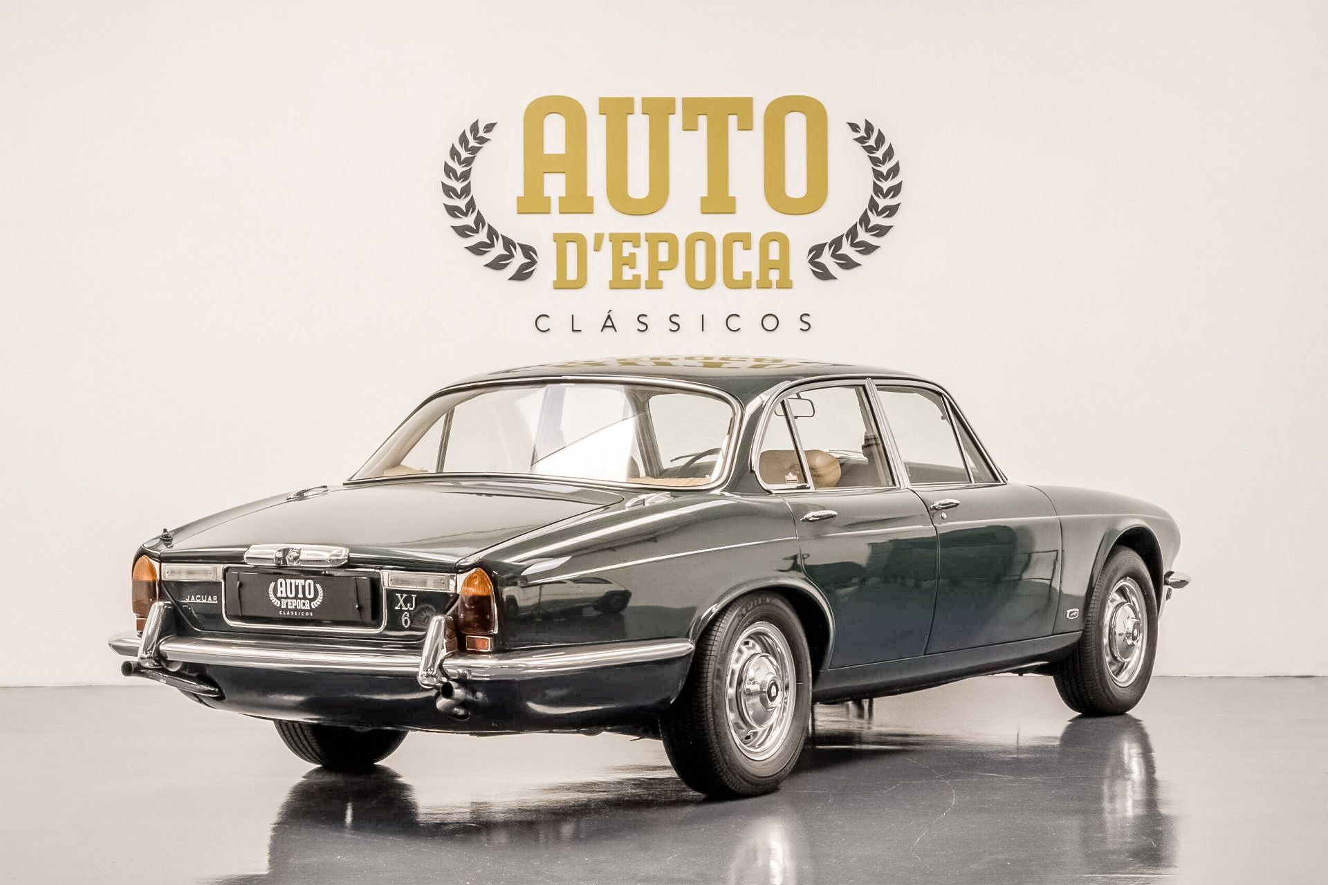 Jaguar XJ6 mkII 3