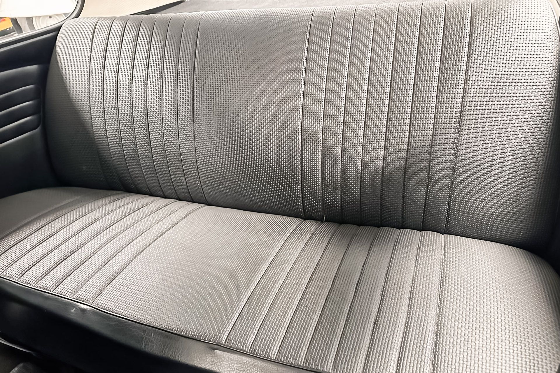 Volkswagen 1303S 8