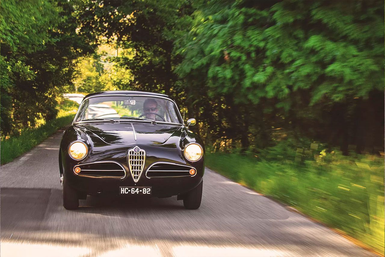 Vídeo: Alfa Romeo 1900 Touring