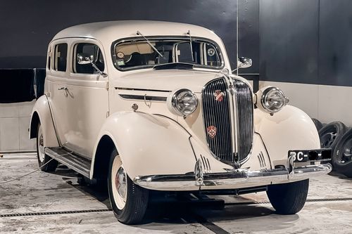 Plymouth Limousine 1937