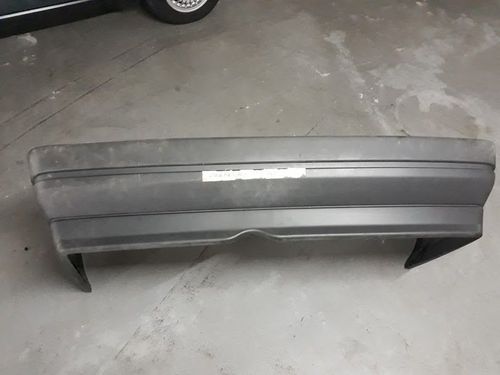 Alfa Romeo 75 - pára-choques novo