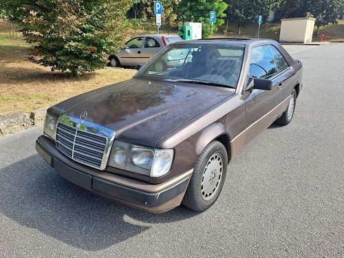 Mercedes W124 300 CE