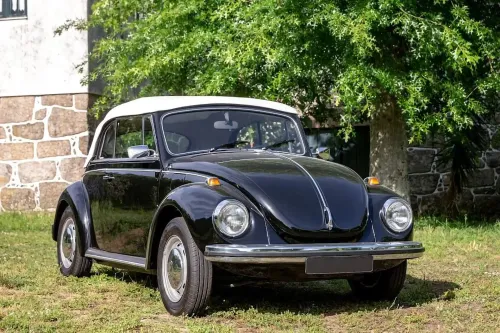 Volkswagen Carocha "Karmann" Cabrio