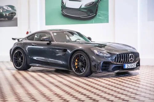 Mercedes-Benz AMG GT R