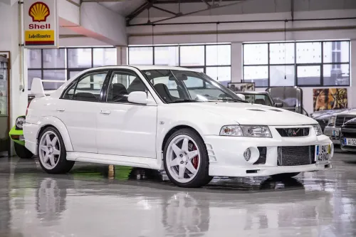 Mitsubishi Lancer Evolution VI RS2